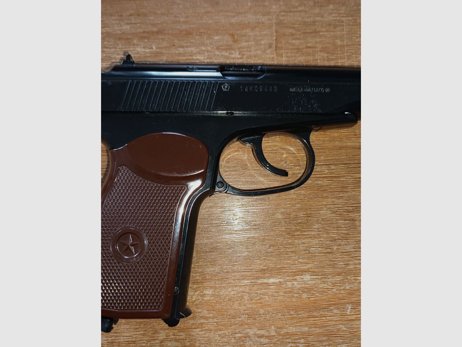 CO2 Pistole Umarex Legends Makarov Kaliber 4,5 mm BB  + Zubehör und Munition