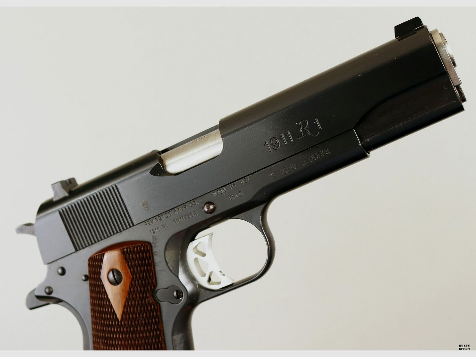 Pistola Remington mod. 1911R1 cal. 45 acp matr. RH11453A, immagine 7 di 9