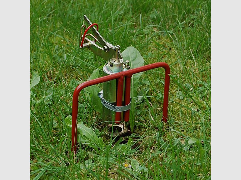 GÖBEL Wühlmaus-Selbstschuss-Halter