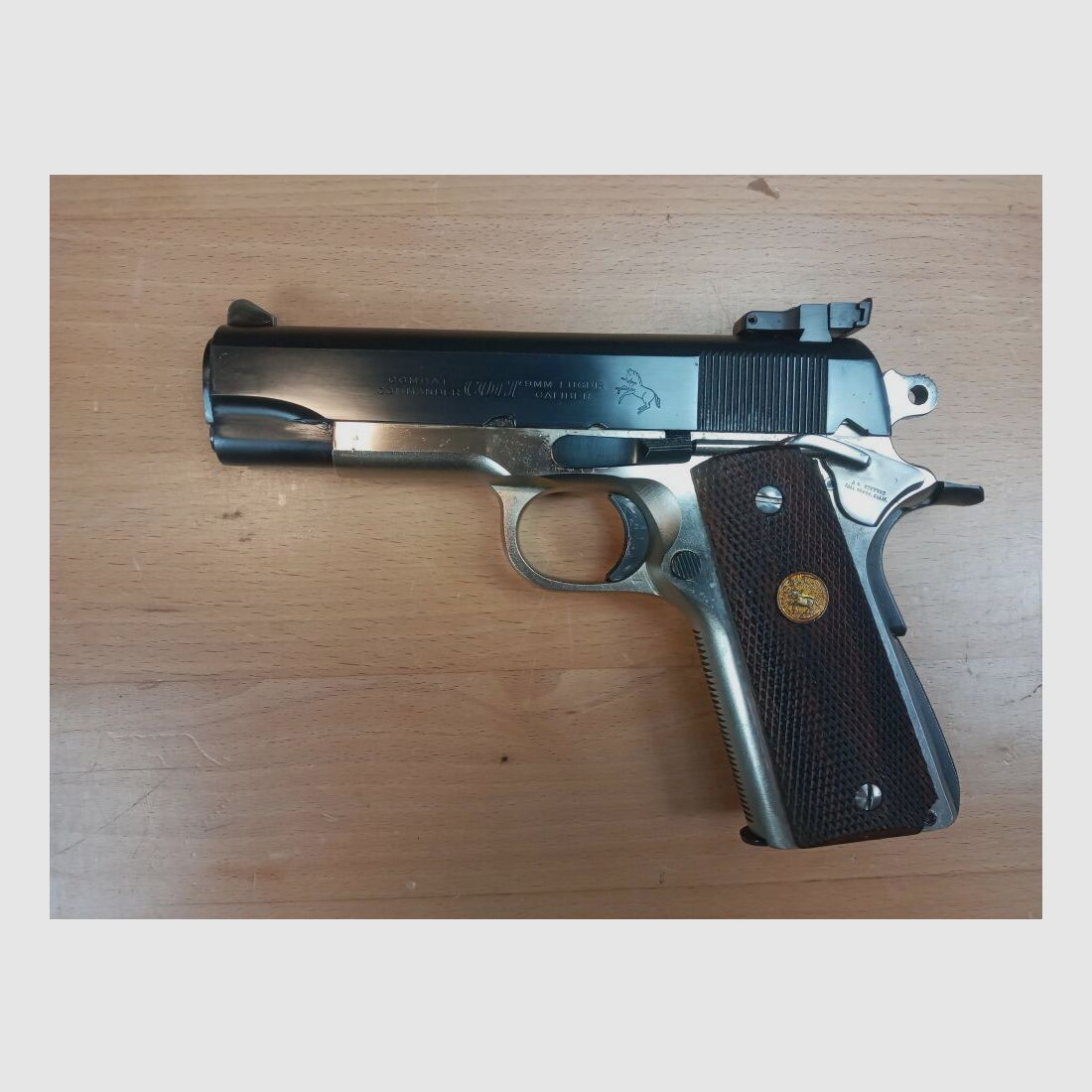 Colt Commander série 70, image 1 sur 7