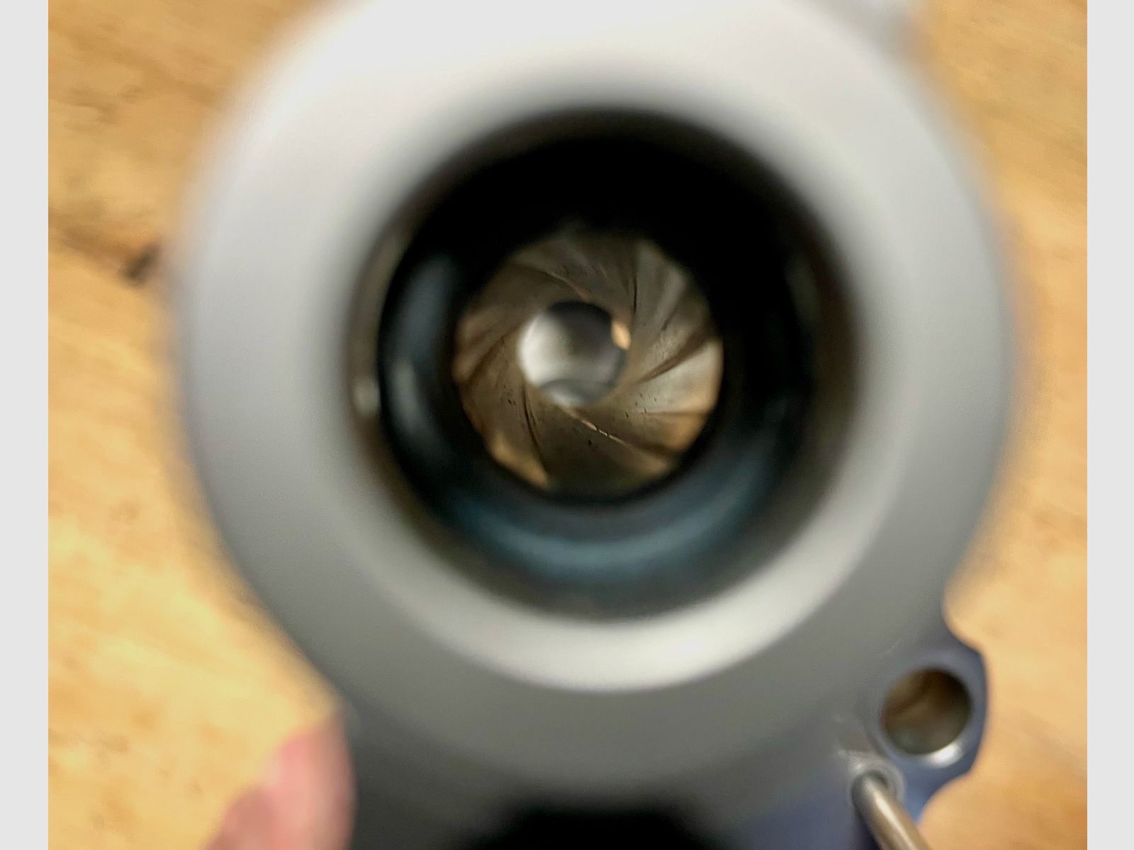 Smith & Wesson Revolver modello S&W 500 - lunghezza della canna 4" con compensatore