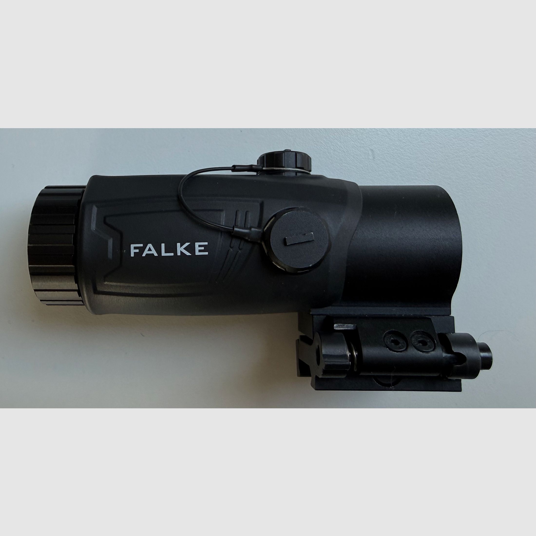 Falke B5 X Magnifier - LIKE NEW