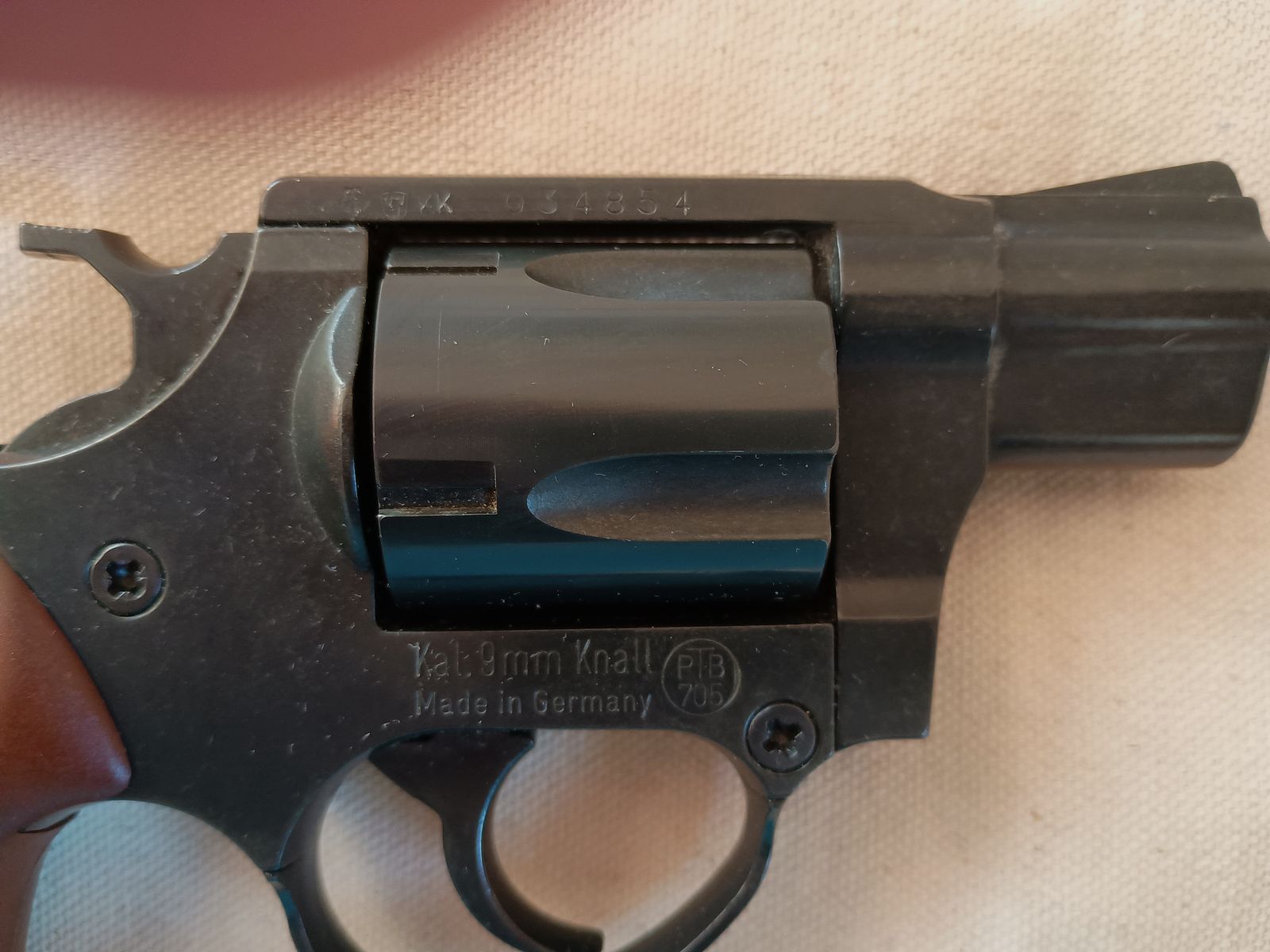 ME 38 pistolet kieszonkowy, kal. .380 / 9 mm R Knall