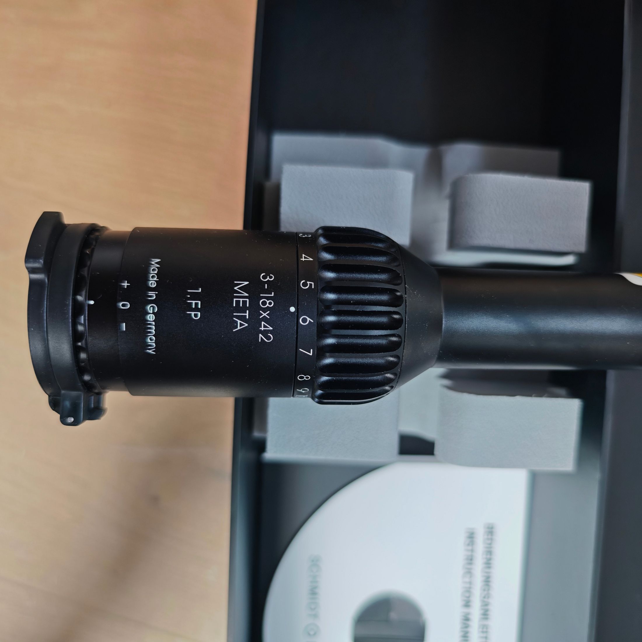 3-18x42 META FFP SBX-S 0,1mrad cw ST LT/ ST ZC LT