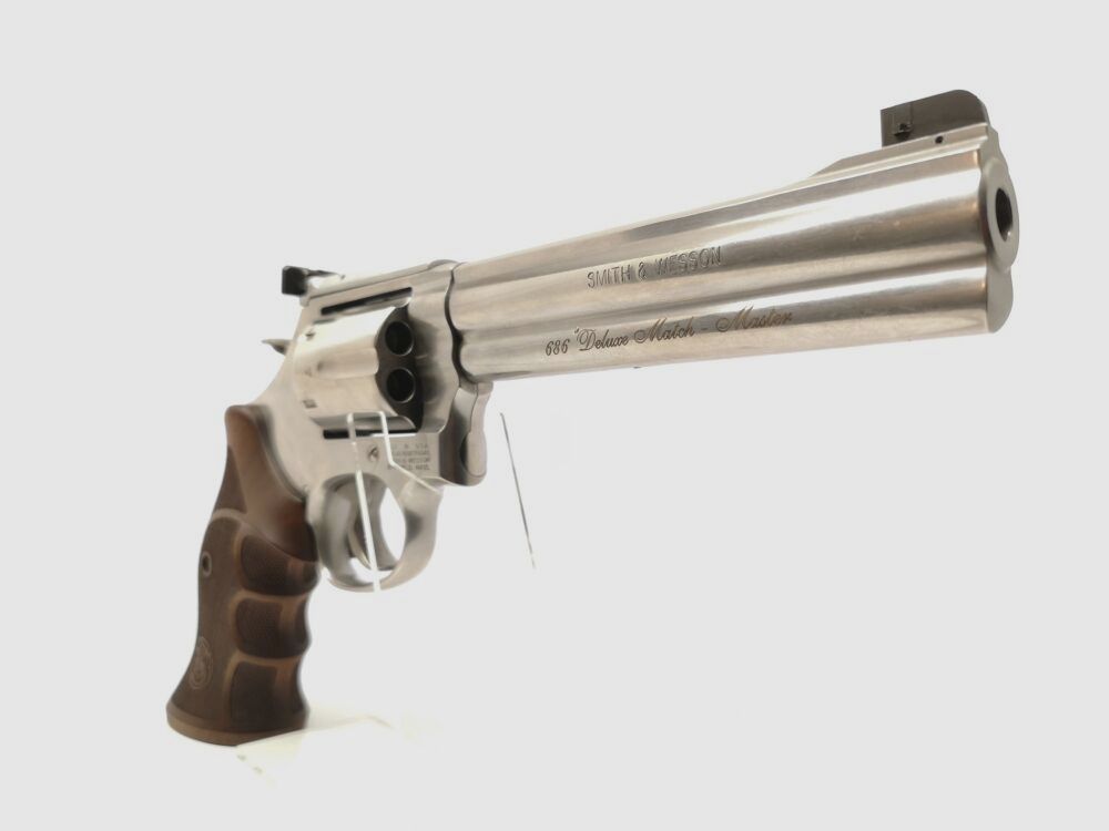 Smith & Wesson 686-6 Deluxe Match Master