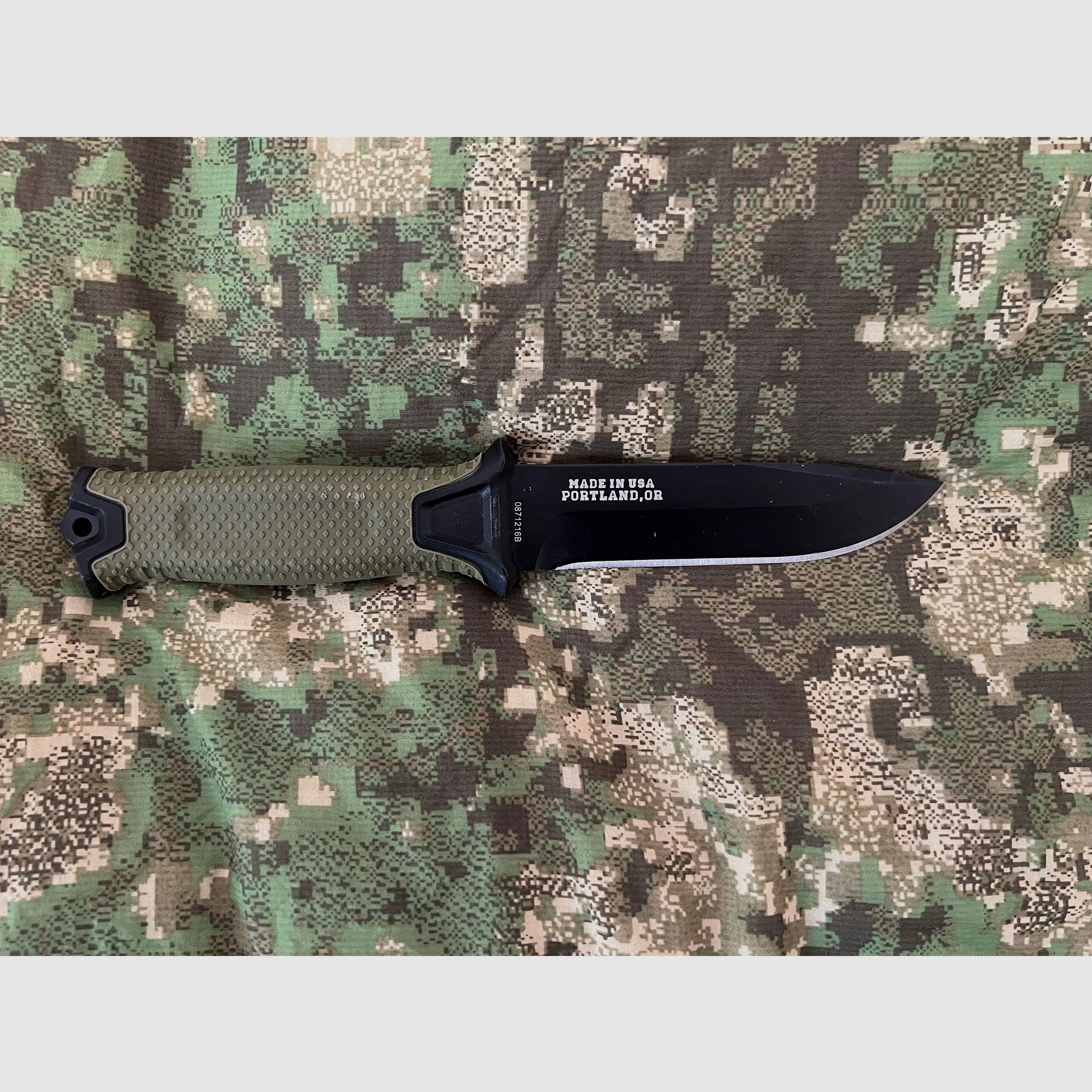 Gerber Strongarm replica