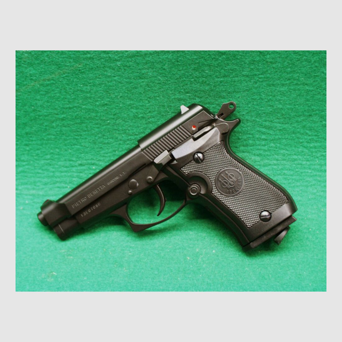 Umarex	 Beretta Mod. 84FS CO2 Pistole