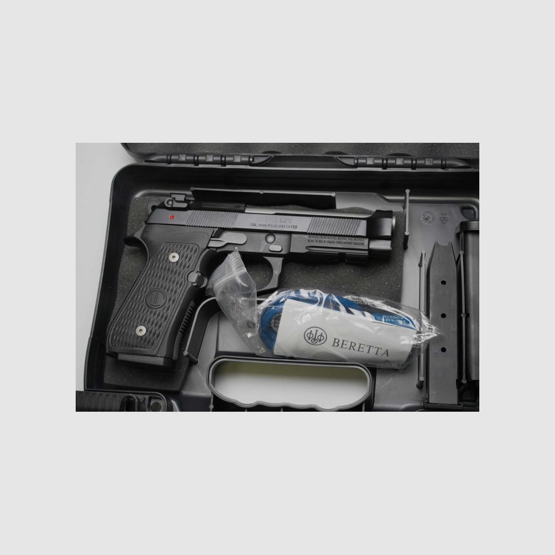 PISTOOL BERETTA M9 9MM PARA 92LTT ERNEST LANGDON NIEUWE GENERATIE 15 SCHOTEN, afbeelding 6 van 6