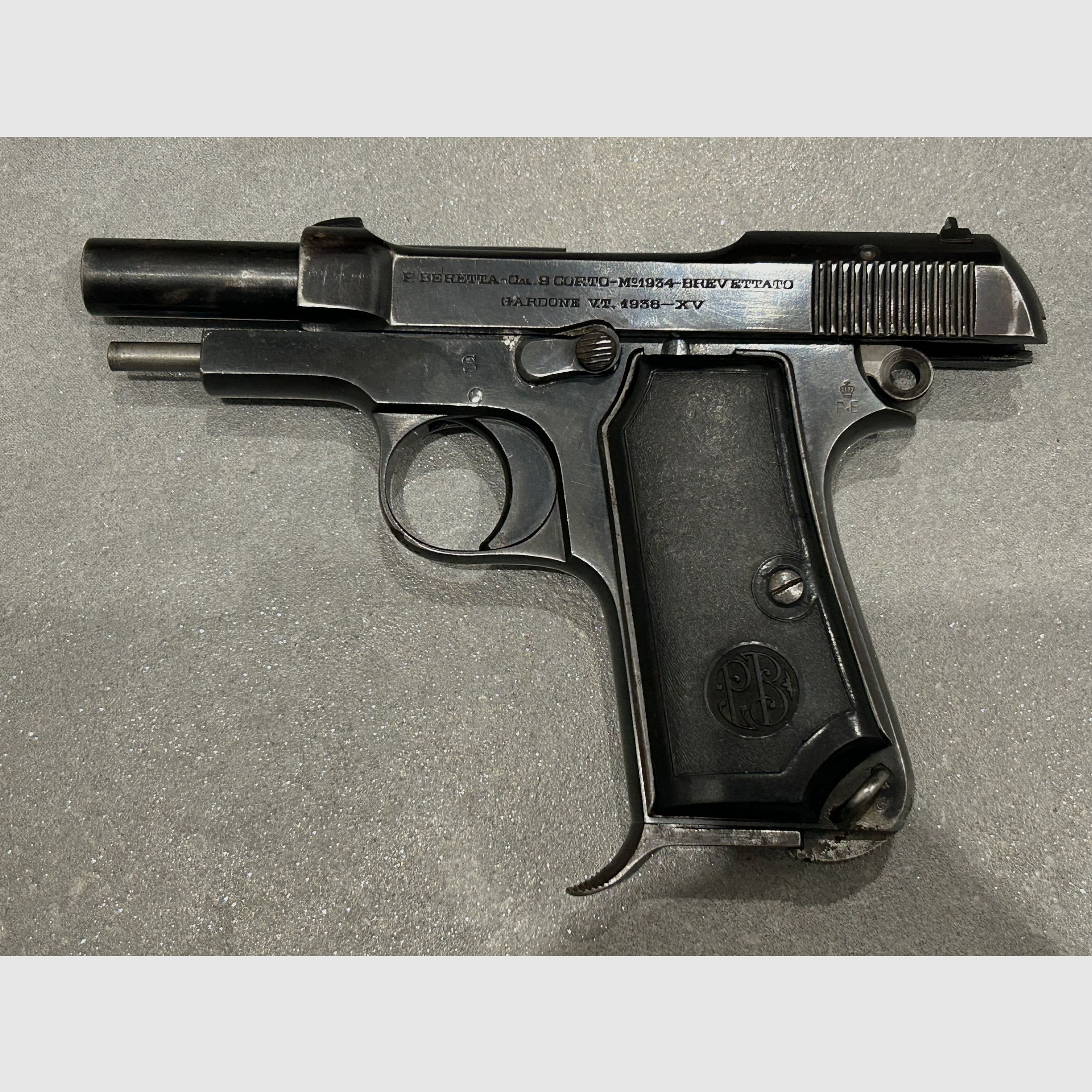 Beretta M1934 - 9mm corto italienische Militärwaffe 2. Weltkrieg