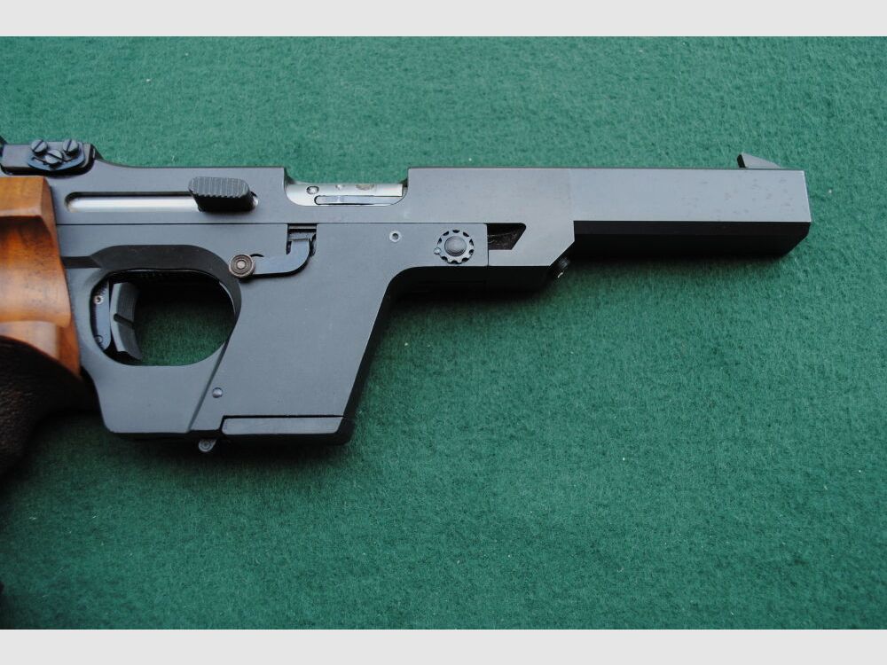 Walther Mod. GSP, zweites Modell, 2 Magazine