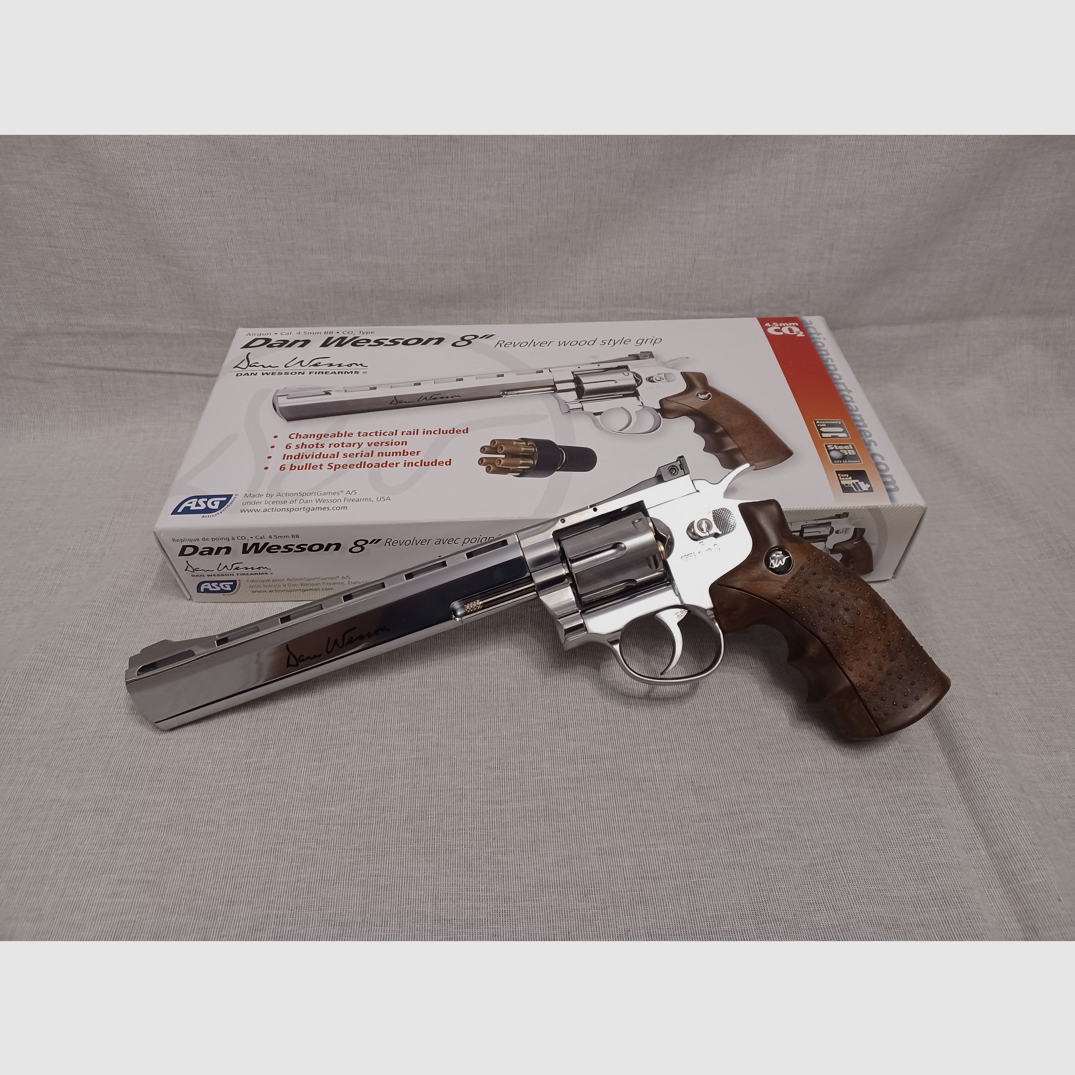 Dan Wesson 8" chromé / 4,5 mm BB / CO2 / Revolver / OVP (117)