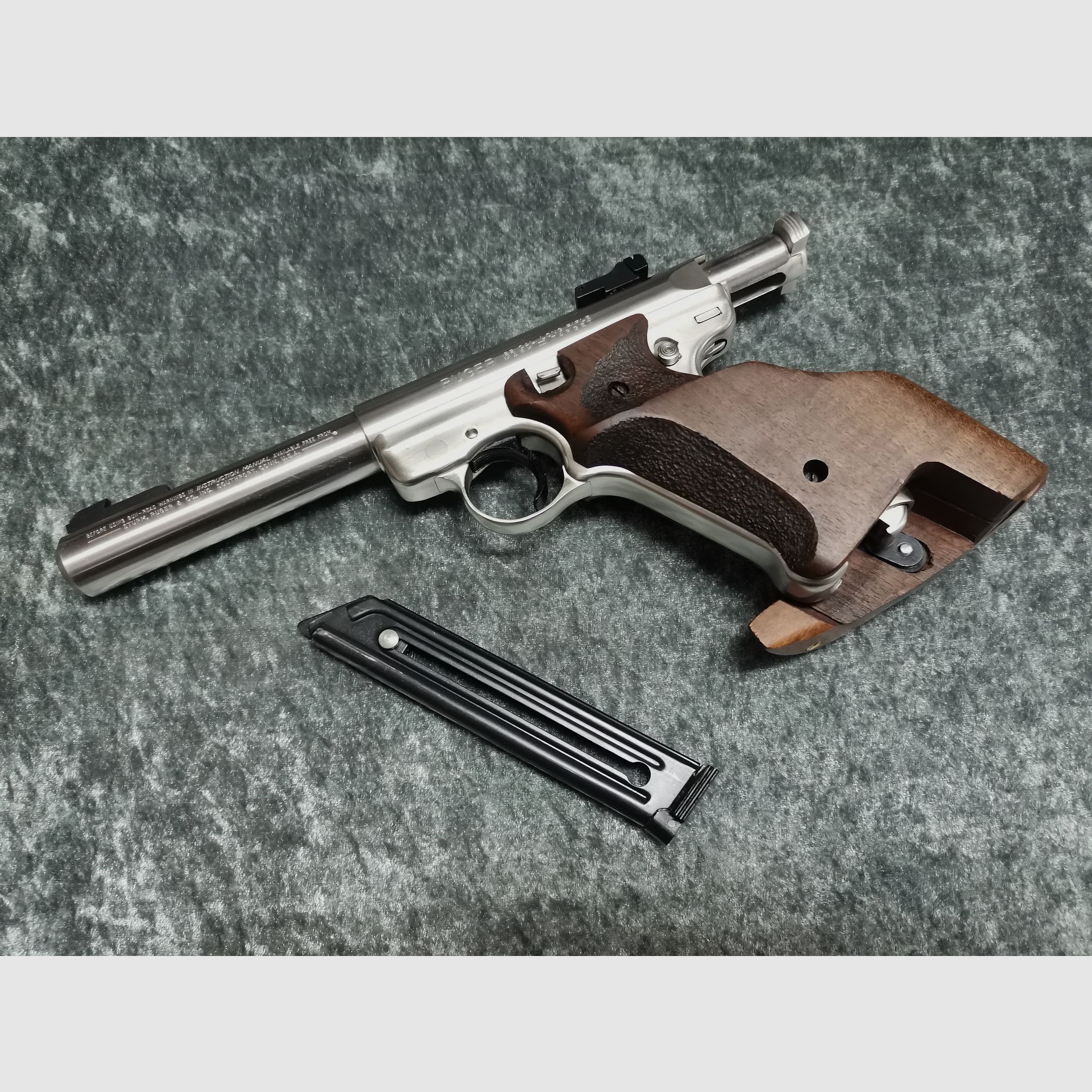 Ruger Mark II Target Matchpistole .22lr Sportpistole Stainless