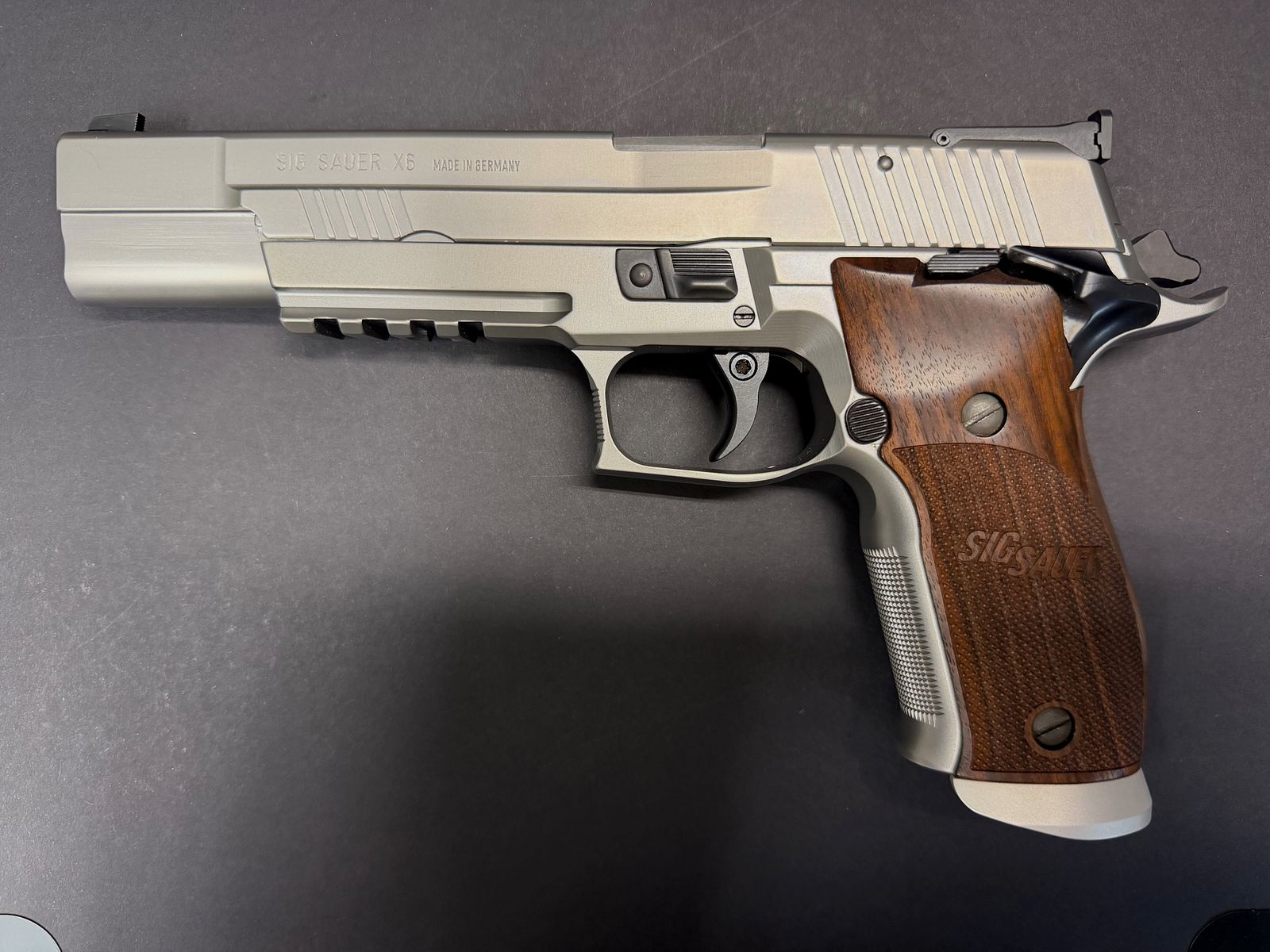 Sig - Sauer P226 X6, image 4 sur 5