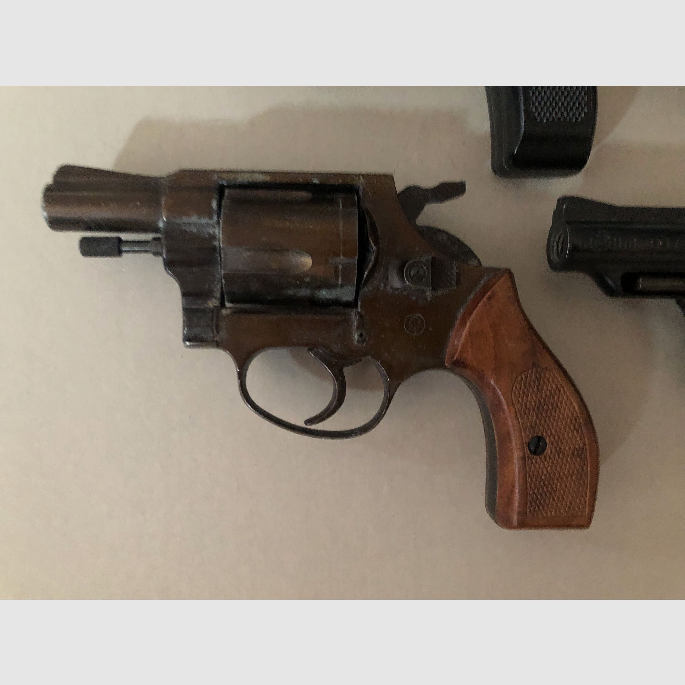 Konvolut Revolver Schreckschuss Röhm RG 79  Umarex 4,5mm & 9mm  Reck Chief Special