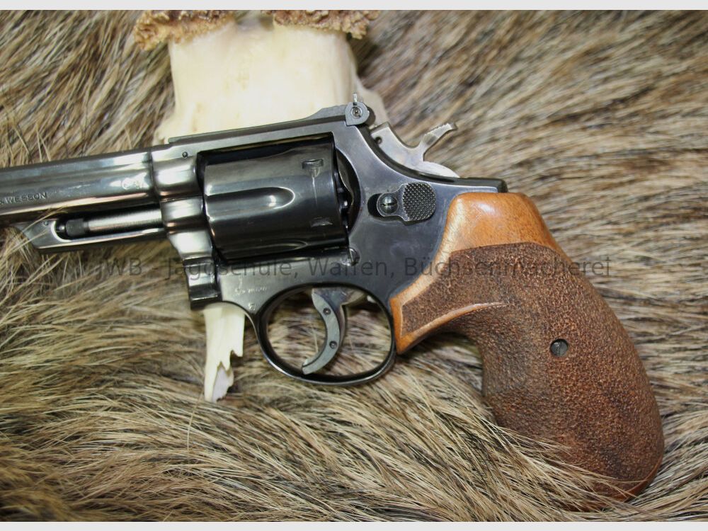 Smith & Wesson Modell 19-3, Kaliber .357 Mag., 6"-Lauf