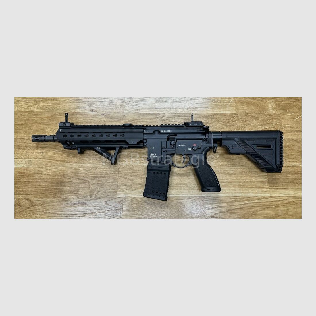 Heckler & Koch MR223 A3 Slim-Line 11" loop - semi-automatisch geweer .223Rem inclusief geluiddemper ASE UTRA Dual 556-Short-QM2 Gen2 Cerakote - civiele versie HK416 / G95K / G38 / met upgrades