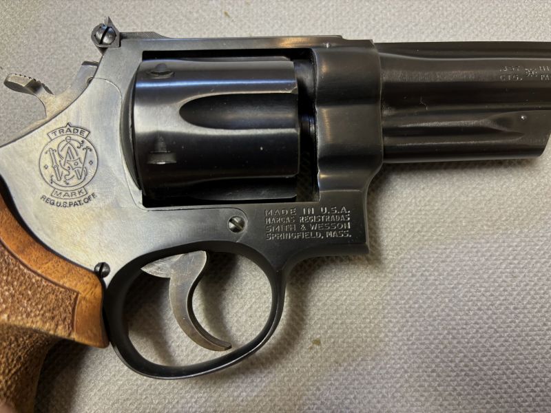 Smith & Wesson Modell 28-2 Highway Patrolman Cal .357Mag