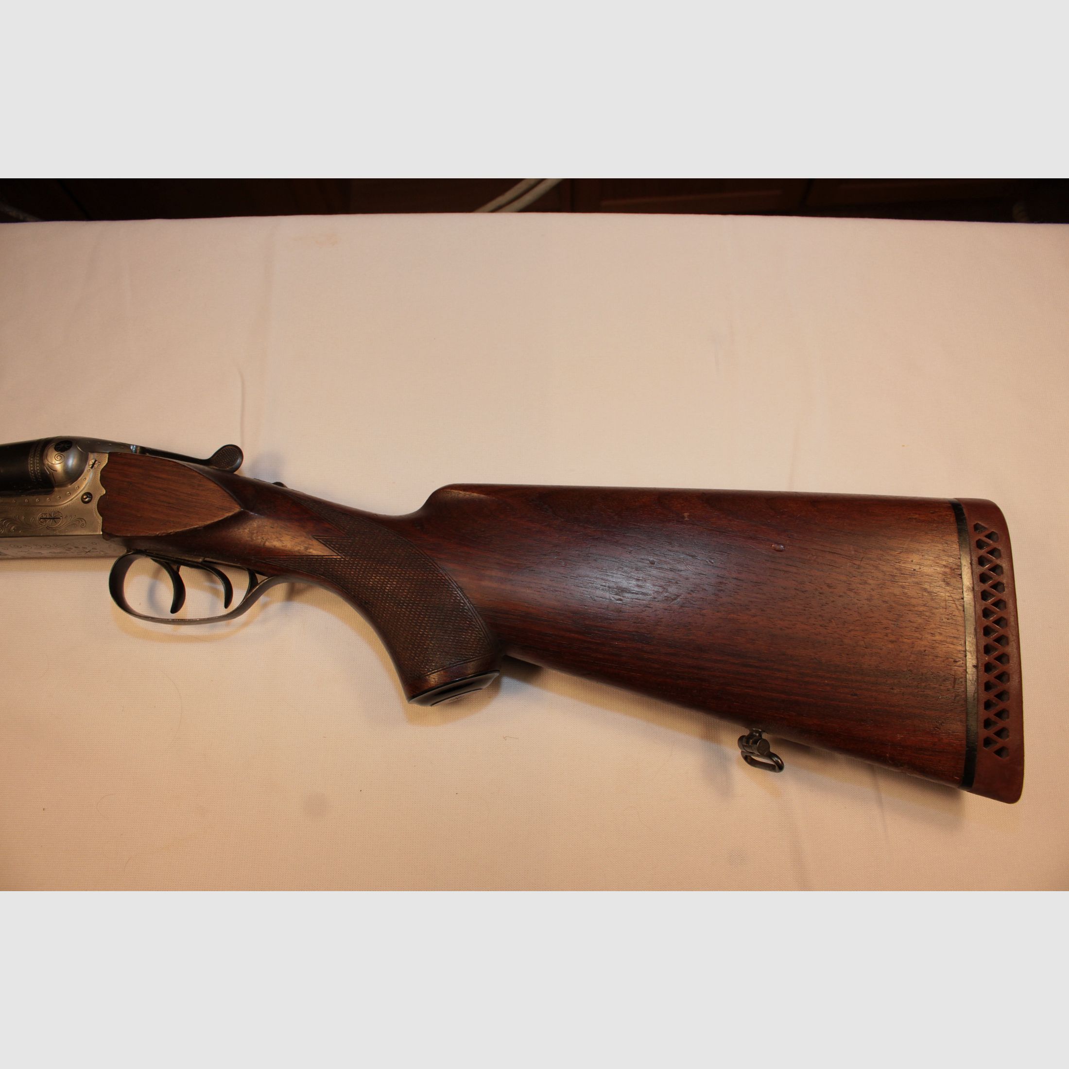 Linkerschaft jachtgeweer in 12/70 en 8x57IRS met geweerschotel.