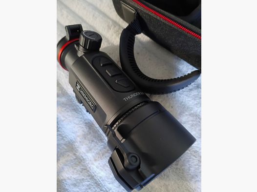 Hikmicro Thunder 3.0 mit Restgarantie, neuwertig, incl. Rusan Adapter.