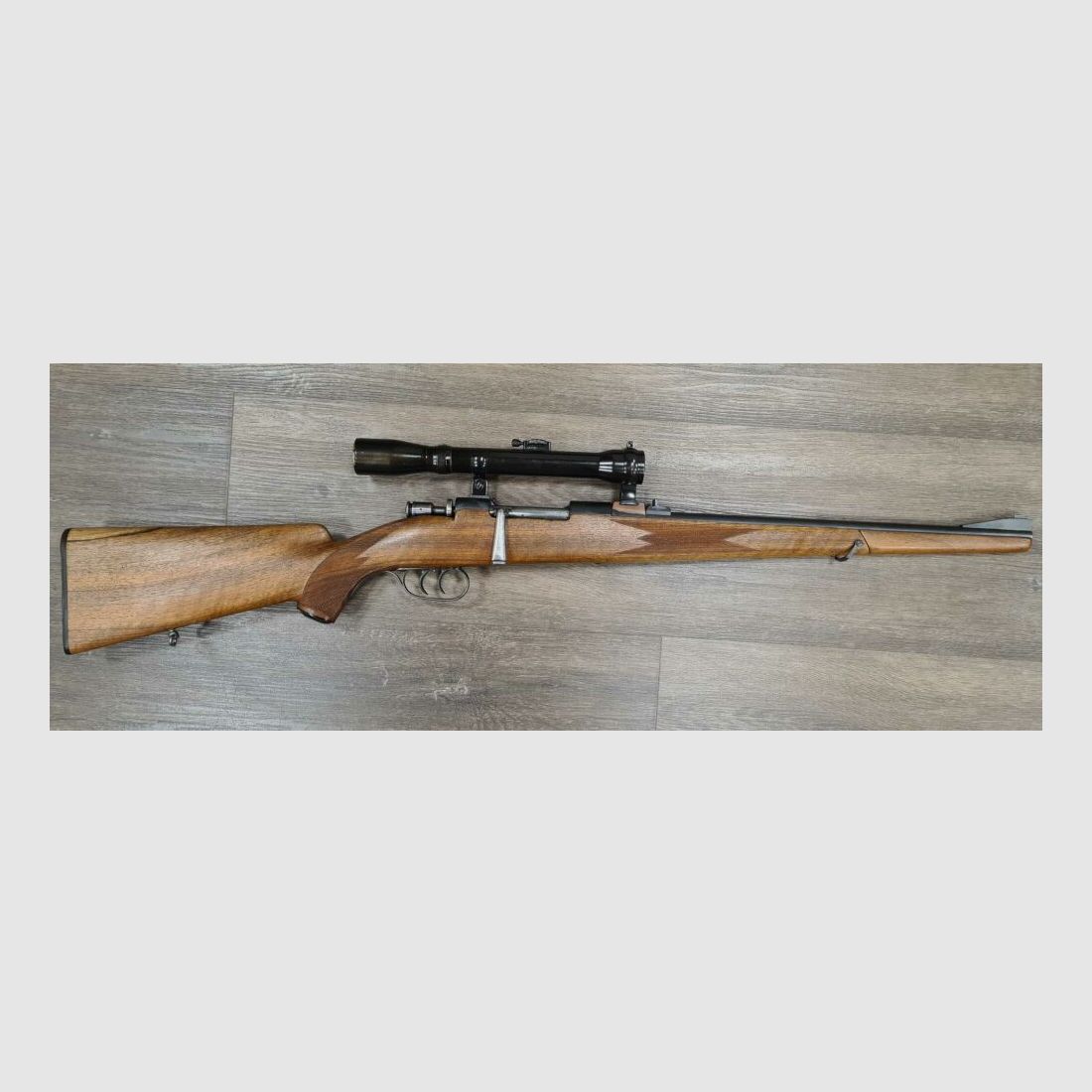Divers fusils à répétition Carcano