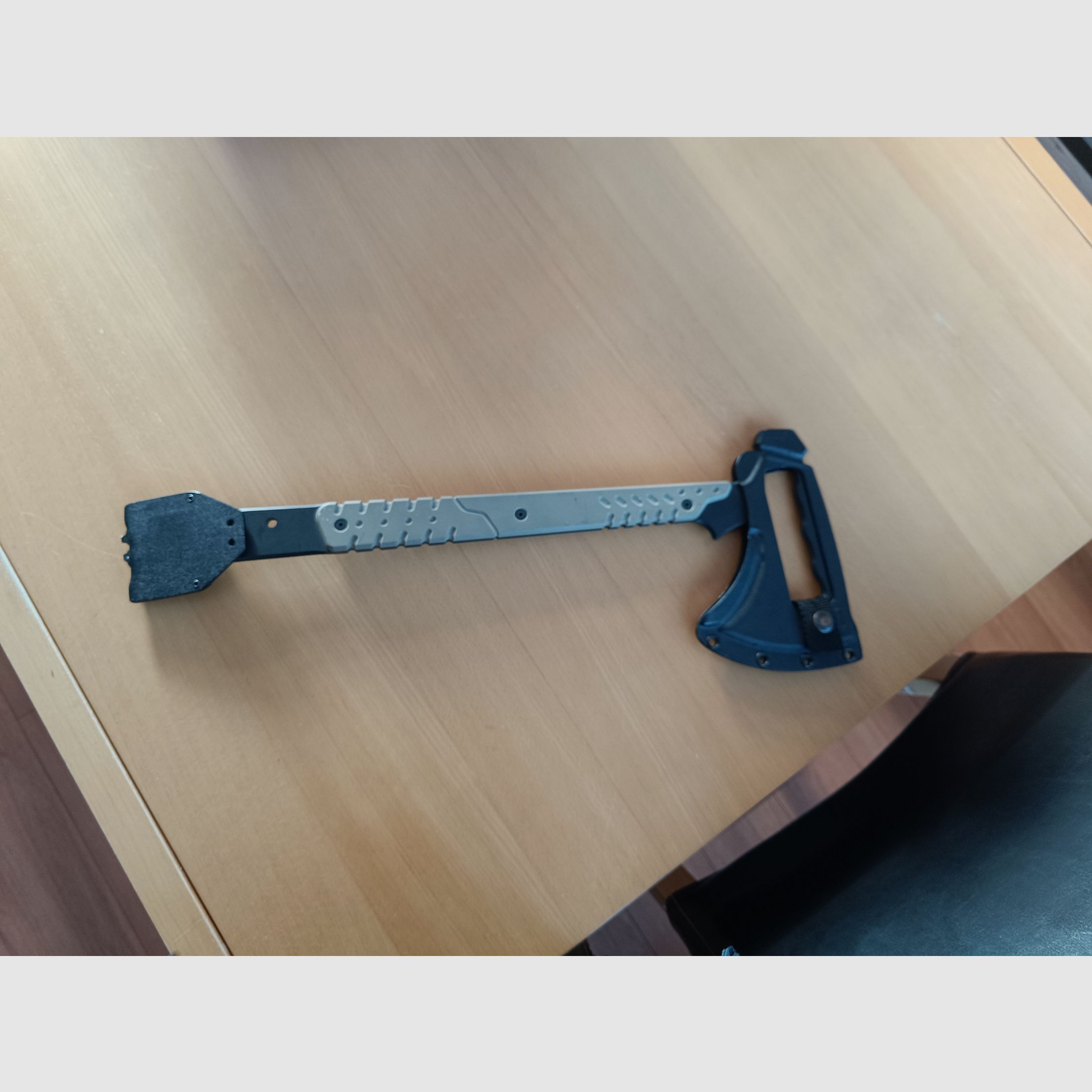 Gerber Downrange Tomahawk