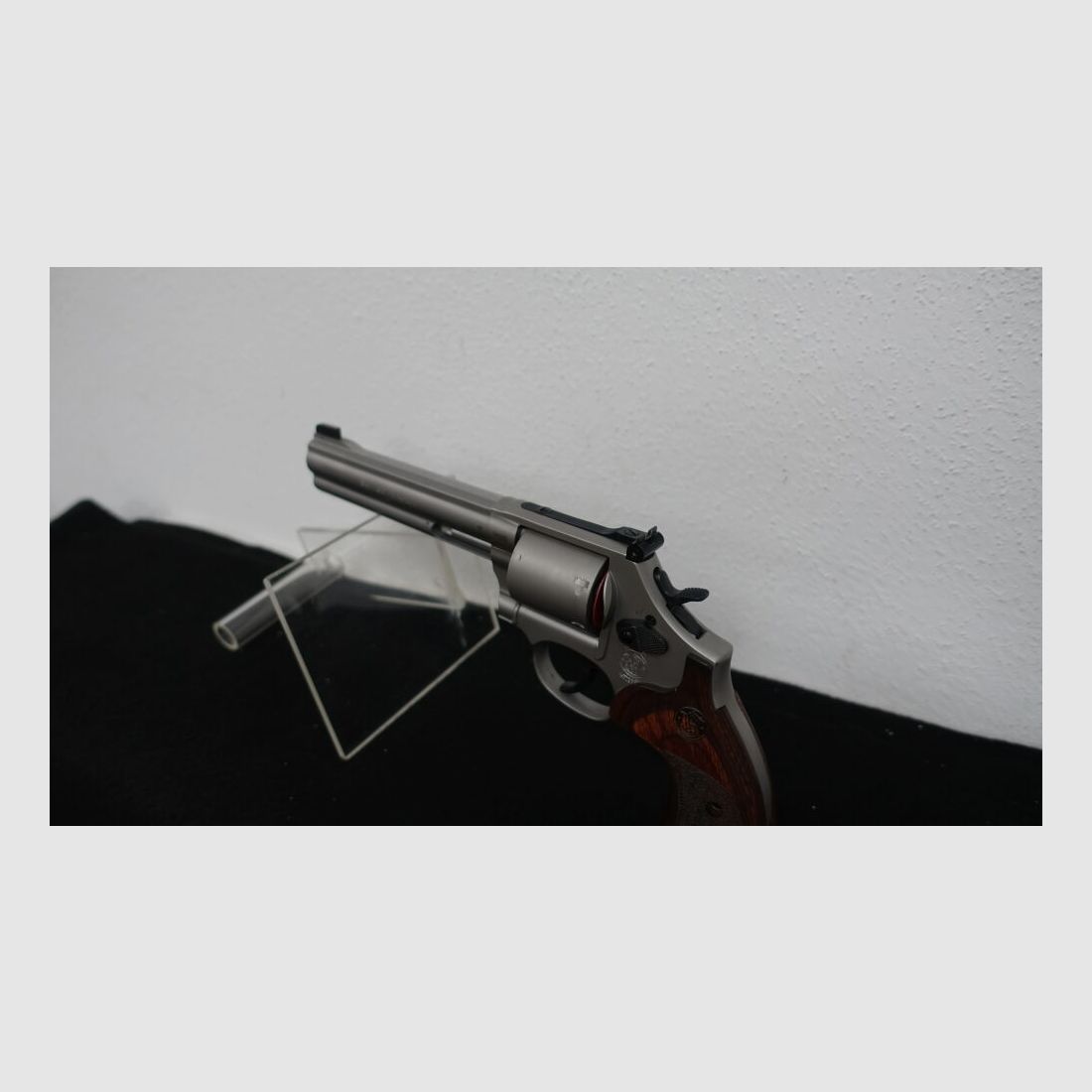 Smith & Wesson	 686 Internalional 6"