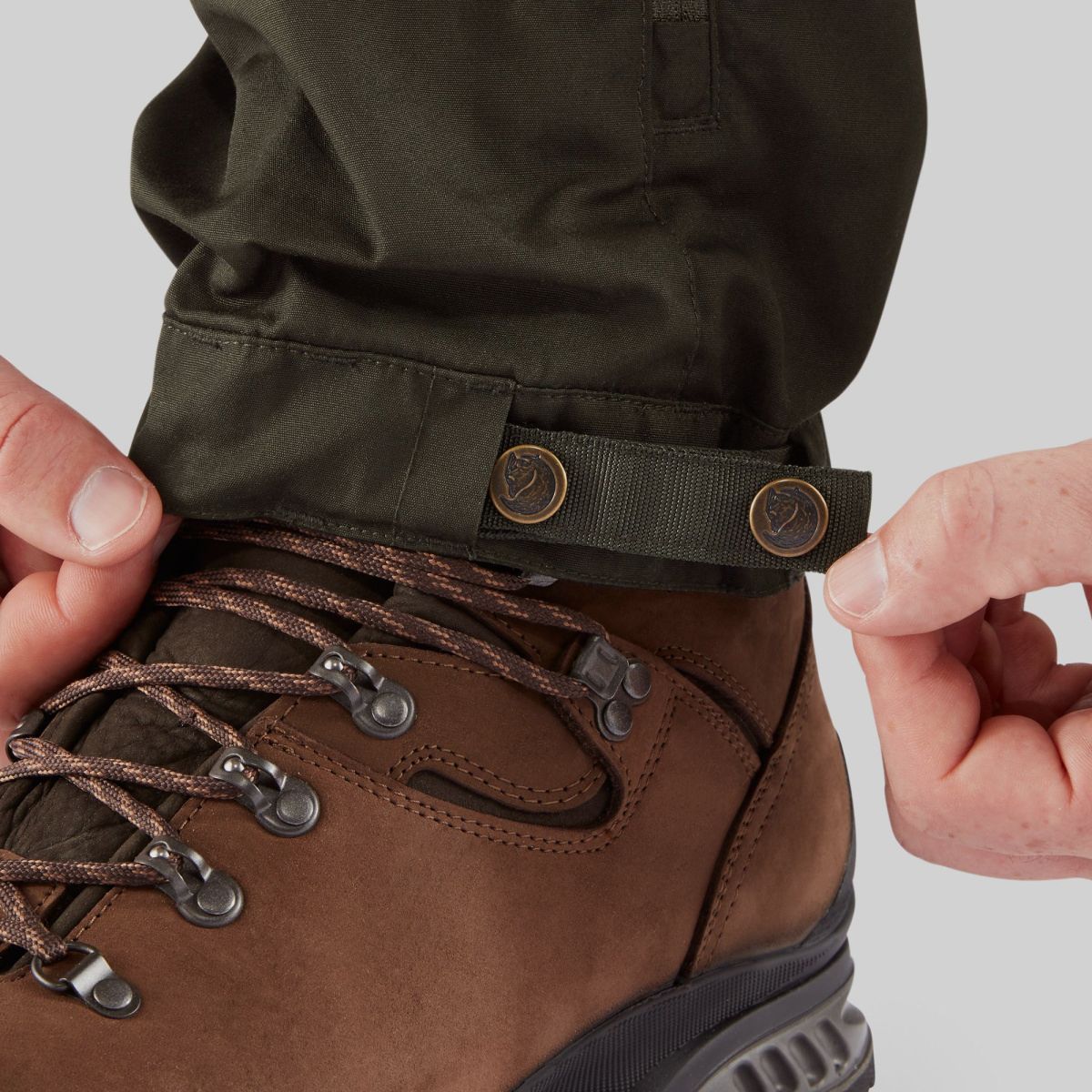 FJÄLLRÄVEN Keb Trousers M Long Dark Grey-Buckwheat Brown