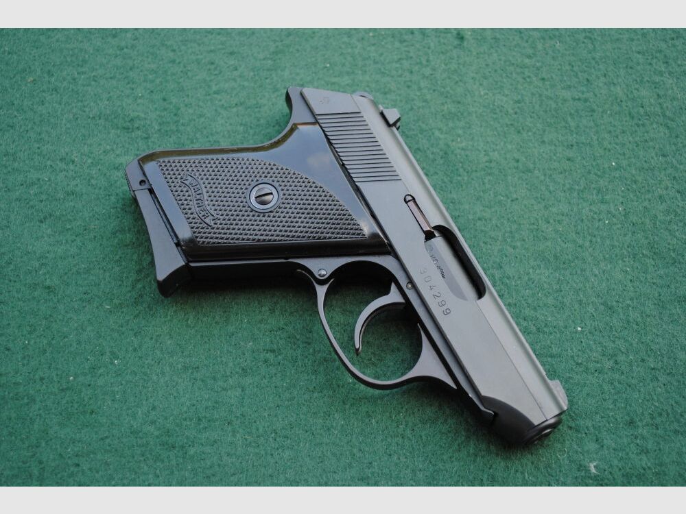 Walther Mod. TPH, twee originele magazines met schoen