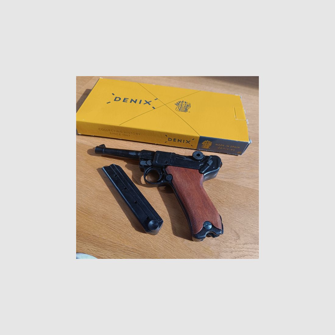 Denix Luger Pistole PO8 Deko Replika M-1143 Parabellum