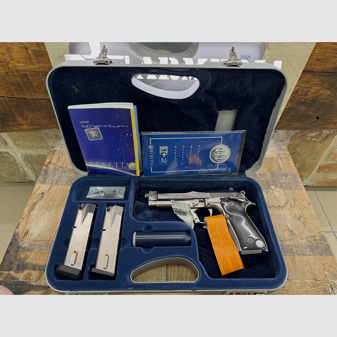 NUOVA – PISTOLA – BERETTA MOD. BILLENNIUM SERIE LIMITATA cal. 9×21, immagine 7 di 9