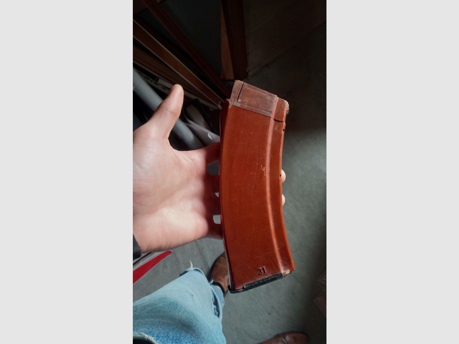 ost-deutsches MPi-74 / AK74 Deko Magazin aus AG4 Glasfaser Bakelit (unbrauchbar/deaktiviert)   // DDR NVA / Yunker