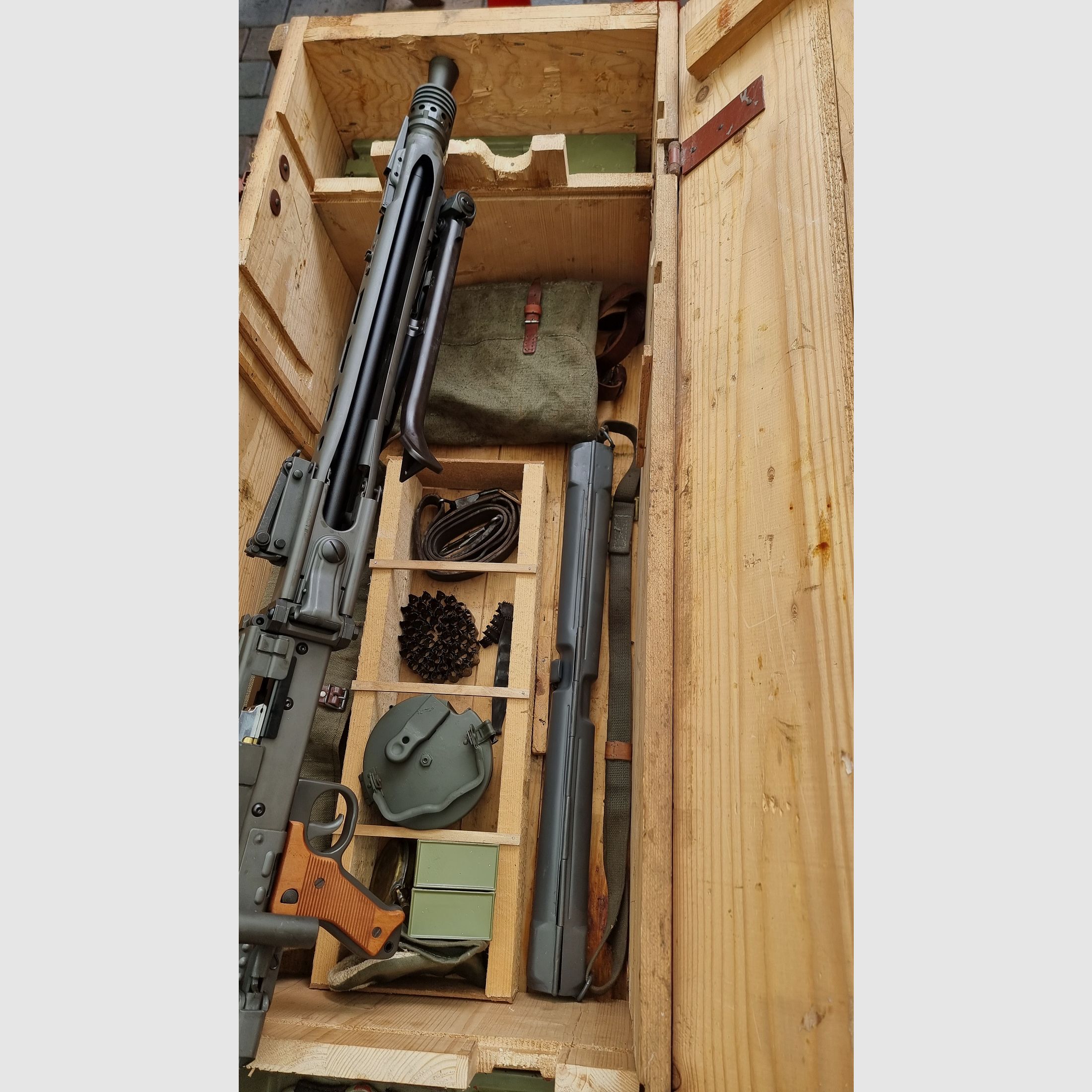 MG 42 Airsoft G&G Vollmetall Schussrate 1200 mit original Kiste und Zubehör 42/53 rar