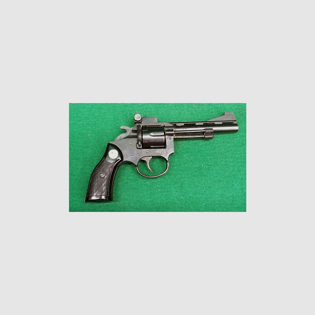 EMGE Revolver Mod. 40RL