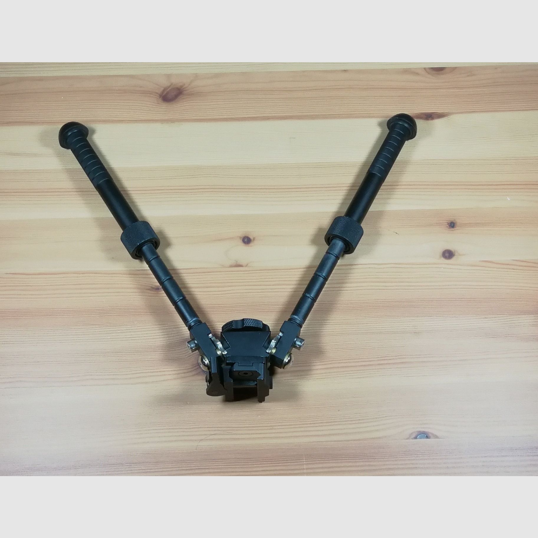 ADDER COBRA SYSTEM 130 LBS + 7 SCHUSS POLYMER MAGAZIN + 7 SCHUSS METALL MAGAZIN + OPTIK 3-10x42 Gr/Ro Bel & OPTIK 4x32 + METALL STANDBEIN