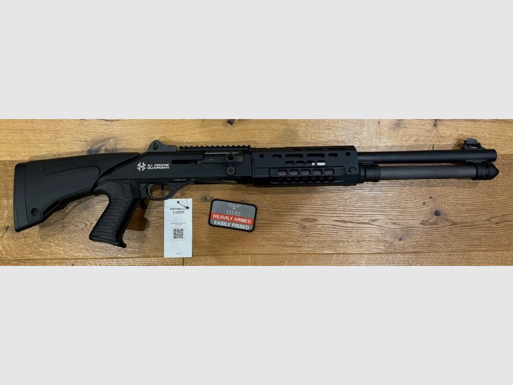Benelli - Wersja rządowa M4 Super 90 TS A1 Drone Guardian