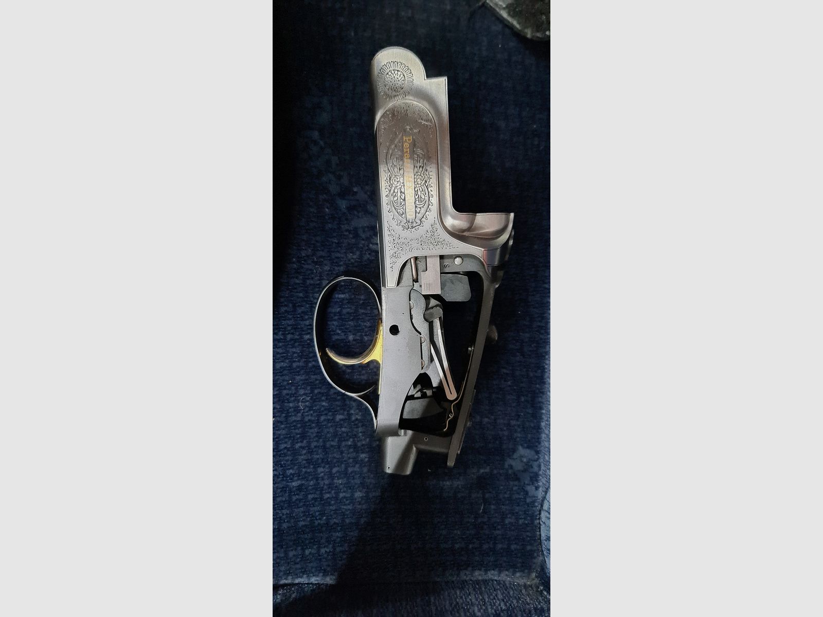 Perazzi MX 2000 con grabado