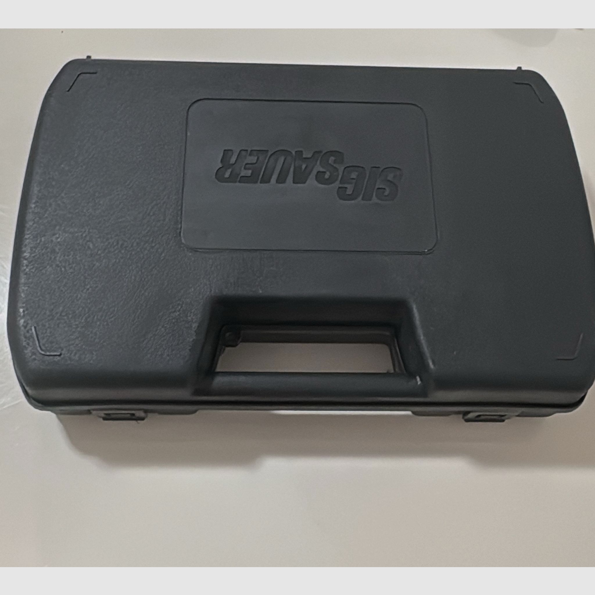 SIG Sauer P320 Schreckschuss 9mm P.A.K. – Kamuflaż – w zestawie z magazynkiem – PTB