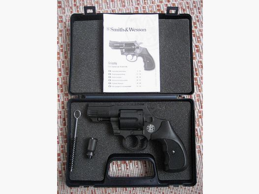 Smith & Wesson Grizzly  9mm Schreckschuss