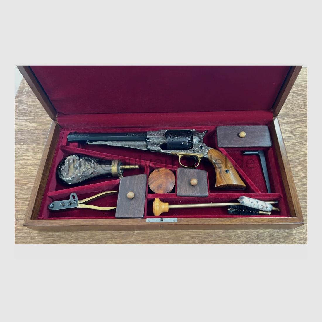 Colt 1858 New Army .44(BlackPowder)