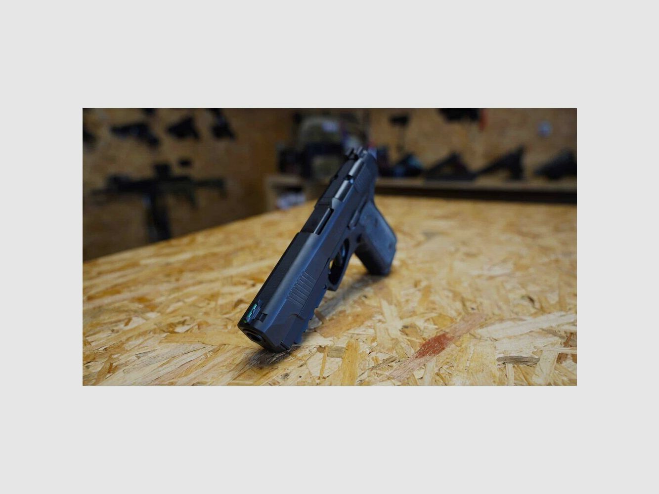 Pistole Daniel Defense H9 9X19 Optic Ready, Bild 4 von 6