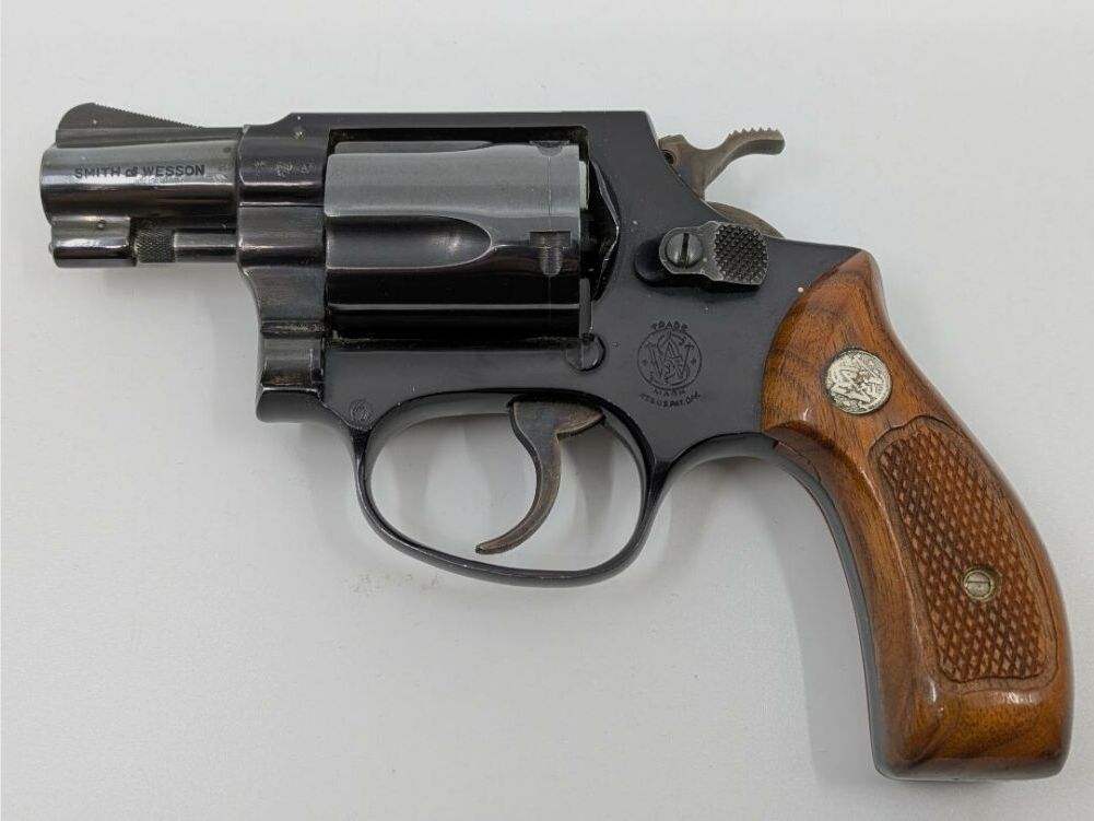 S&W 37