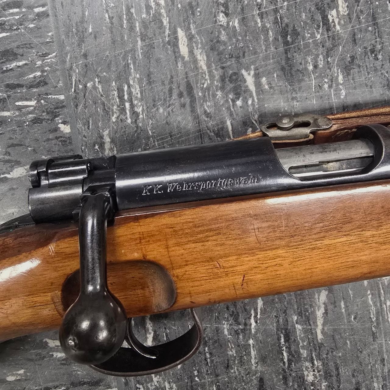 Gustloff Wehrsportgewehr – Calibre .22 lfb (cargador único)