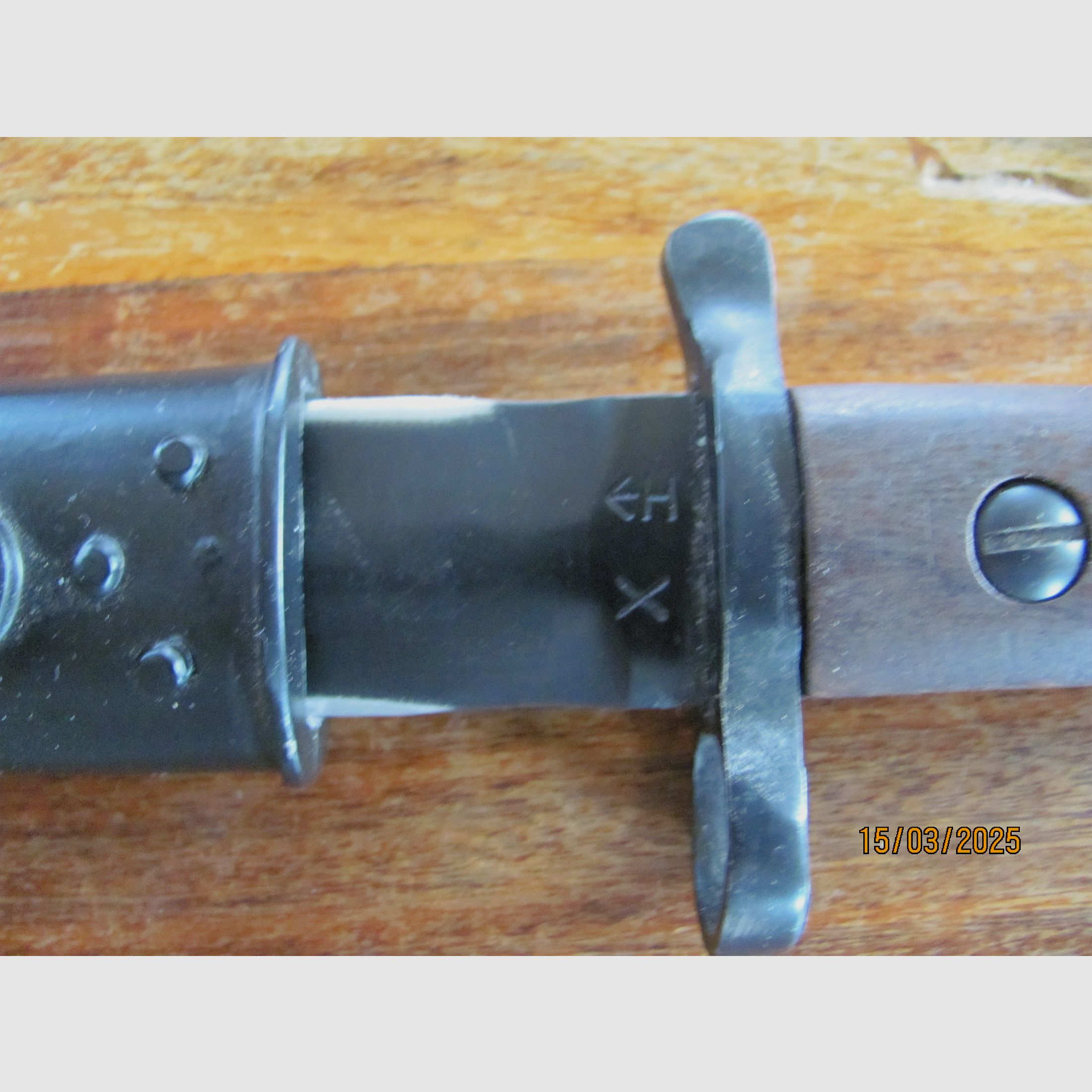 Enfield Ishapore Pattern 1903 bayonet with leather sheath