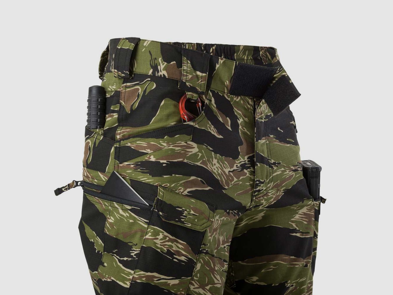 HELIKON TEX UTP SHORT RHODESIAN BUSHSTROKE CAMOUFLAGE 11"