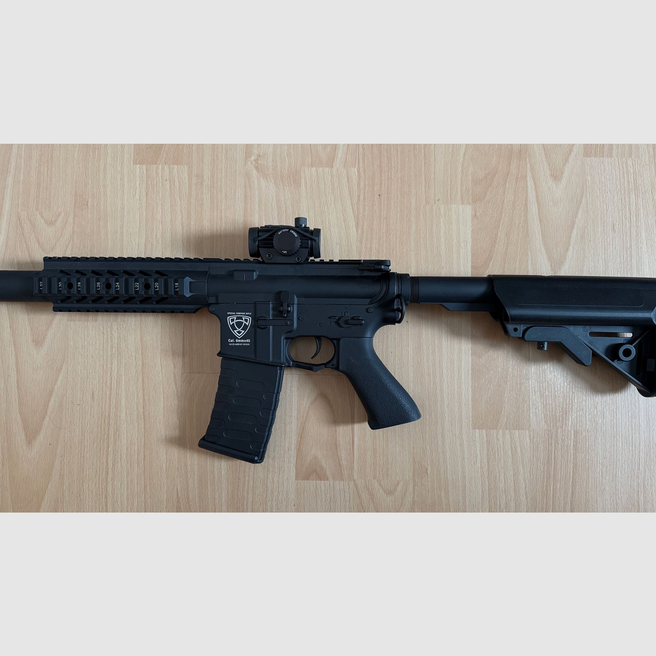 APS M4 Raptor ASR-Series Vollmetall + Akku + Ersatzmagazin + Red Dot