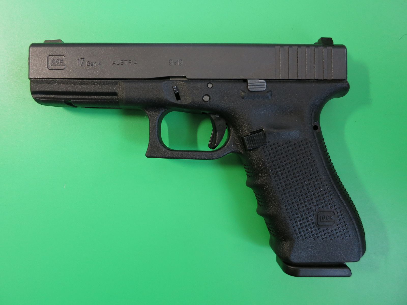Selbstlade-Pistole GLOCK 17 Gen4, Kal. 9x19   #76