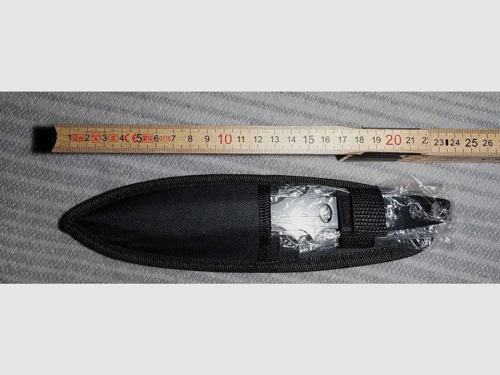 3er Set Wurfmesser – ca. 18,5 cm – mit Nylonscheide