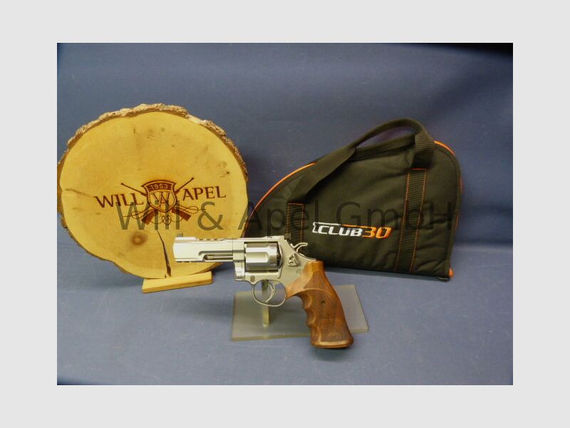 Weapons Will & Apel Club 30 RL range 4 inches