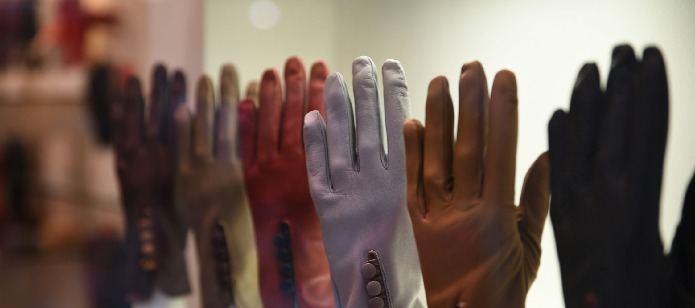 Landing Gloves for Fishing: The Perfect Equipment for a Successful Catch