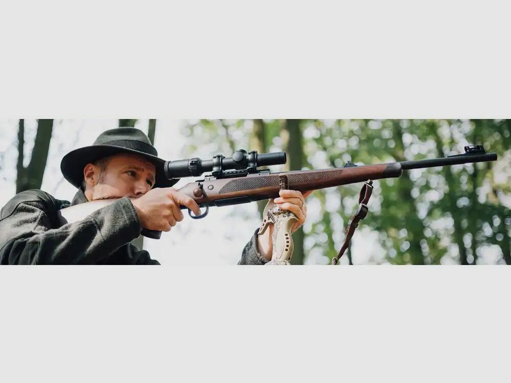 CZ Uhersky Brod CZ 600 LUX THR 5RDS 8X57IS 8x57JS